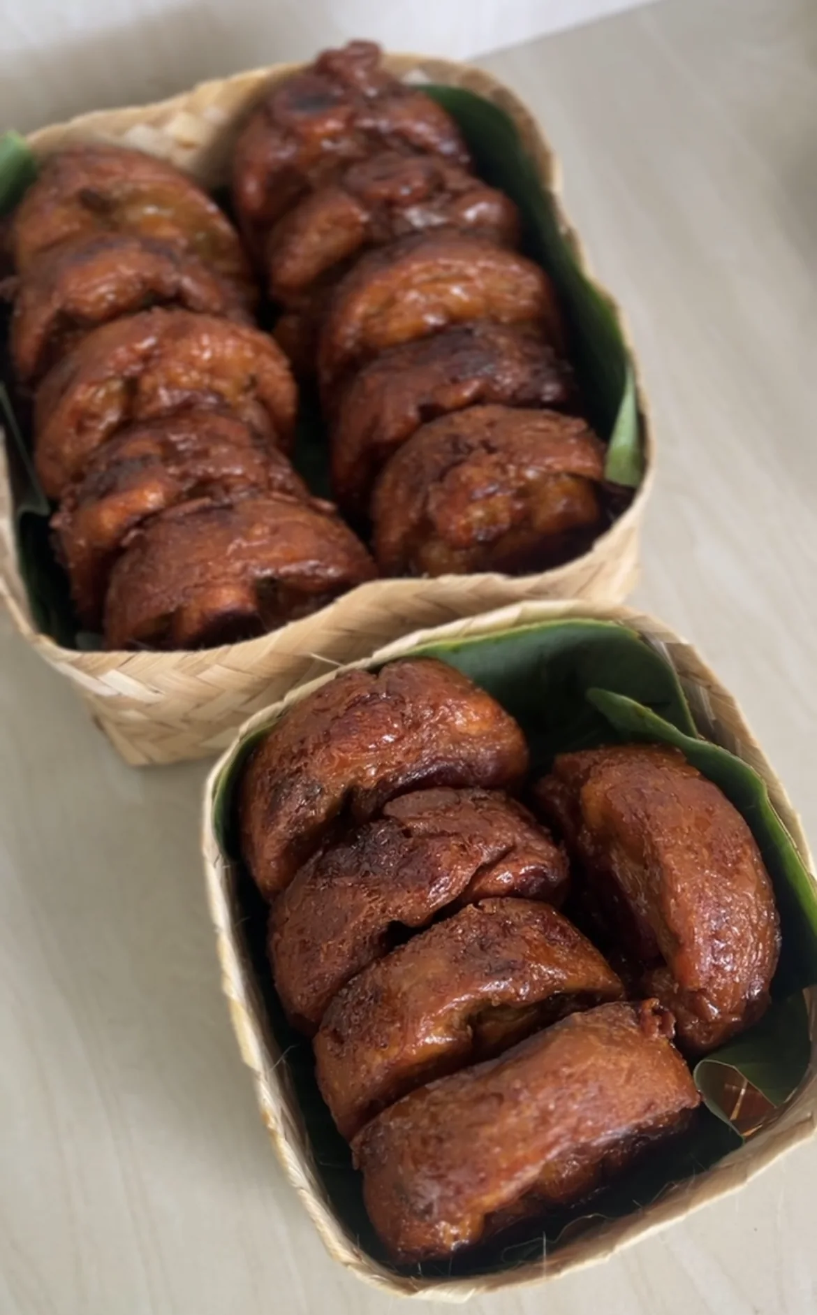 Honey Fried Banana Madam Ang siap dipesan